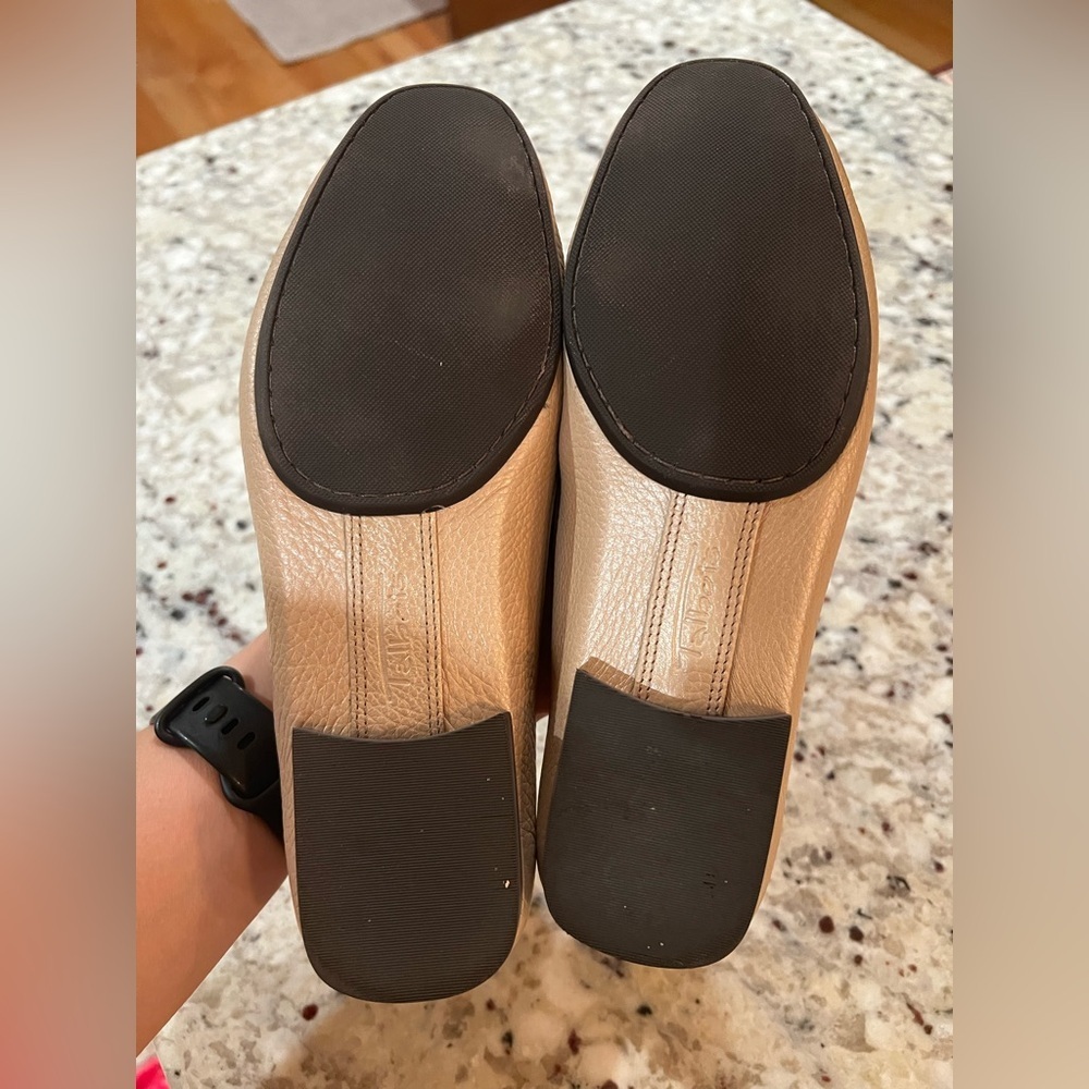 Talbots Women’s Light Tan Leather Loafers Size 7.5 - Picture 9 of 9